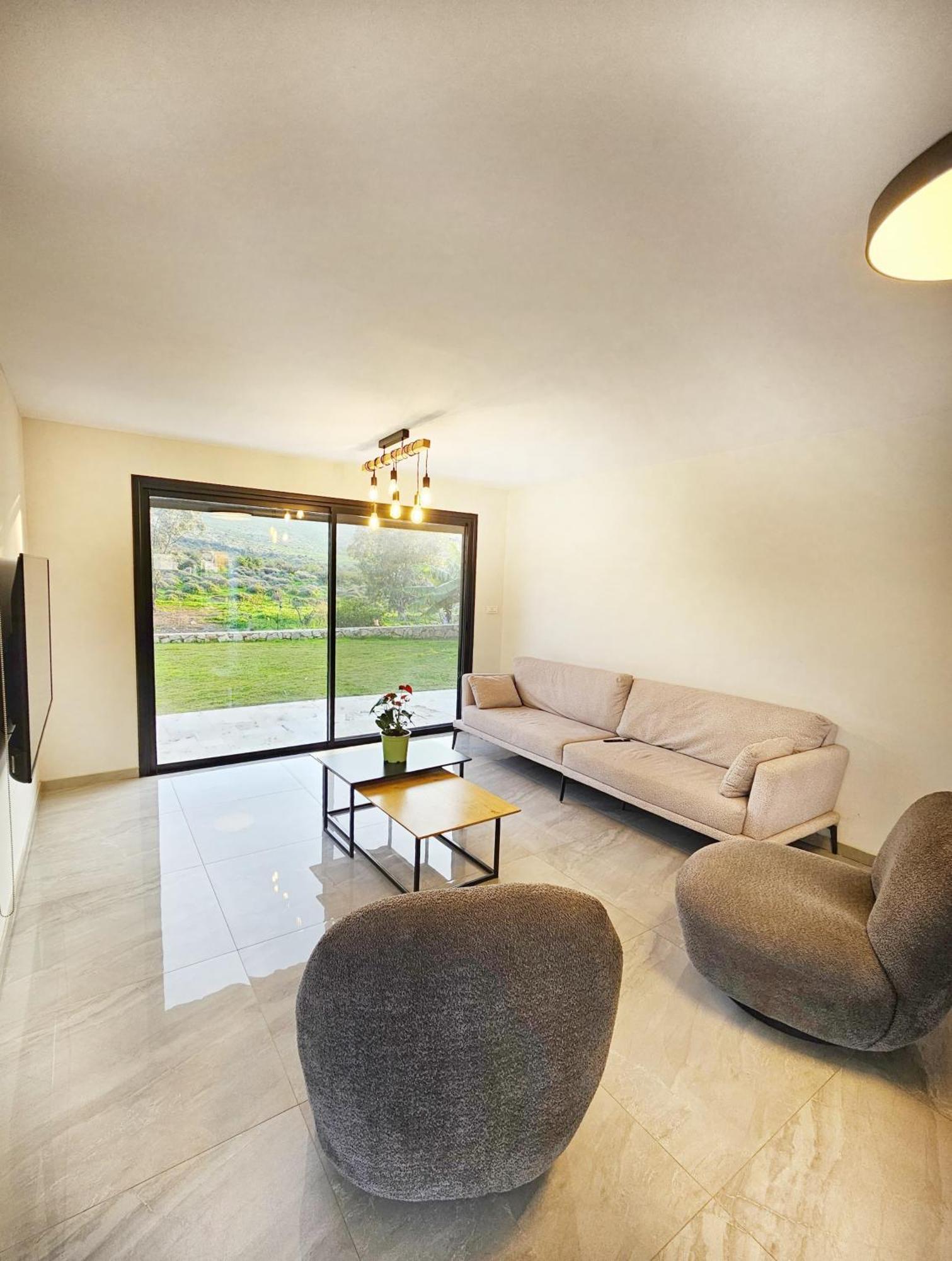 Villa זריחה למרגלות הגלבוע Nurit Exterior foto