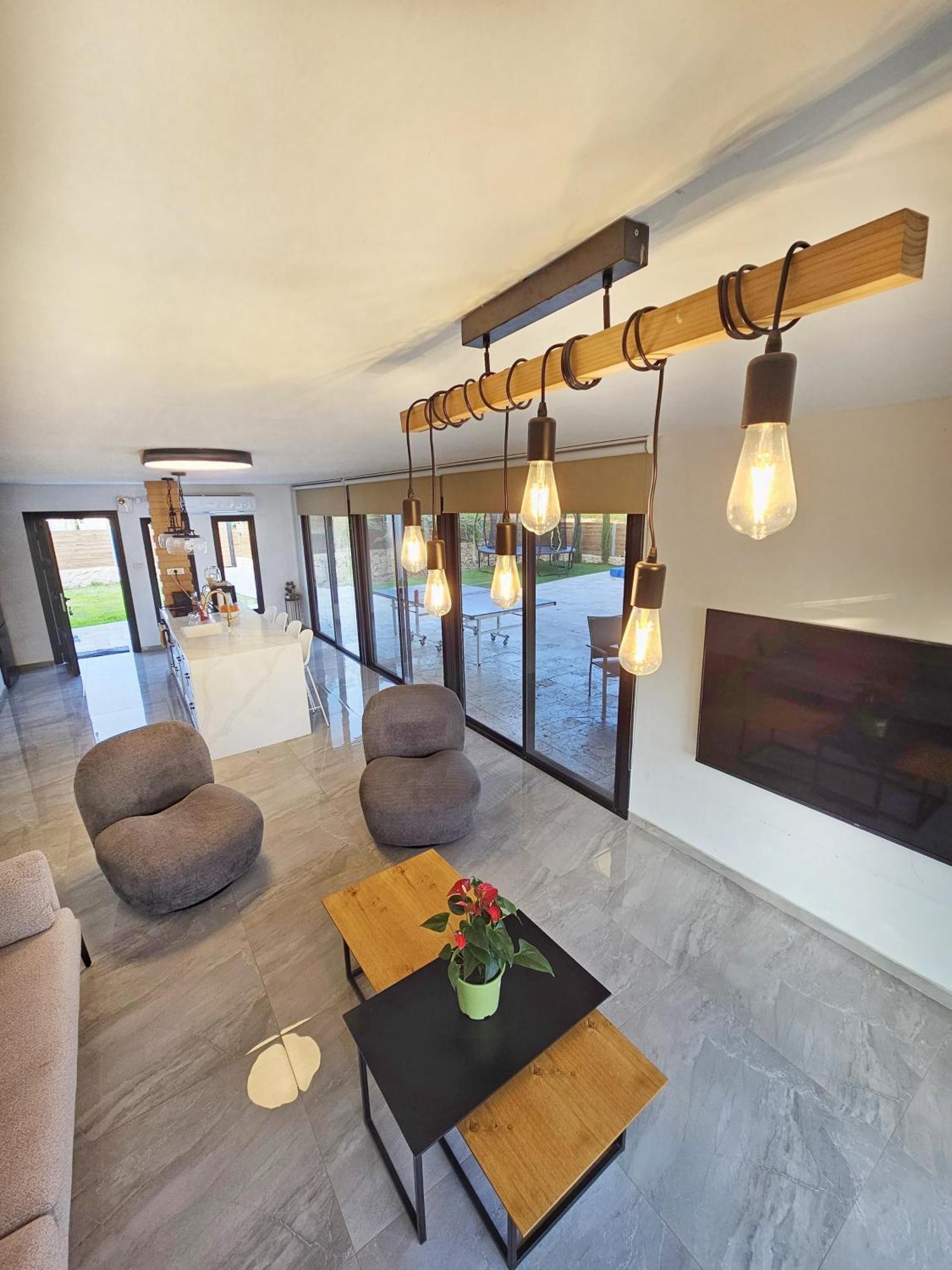 Villa זריחה למרגלות הגלבוע Nurit Exterior foto