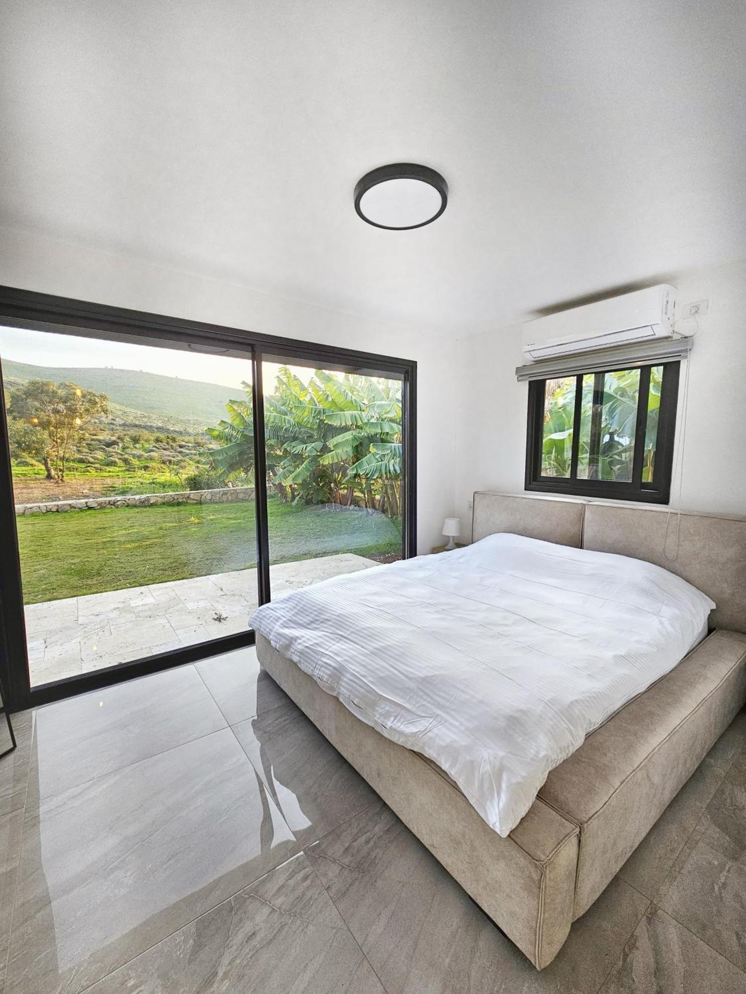 Villa זריחה למרגלות הגלבוע Nurit Exterior foto