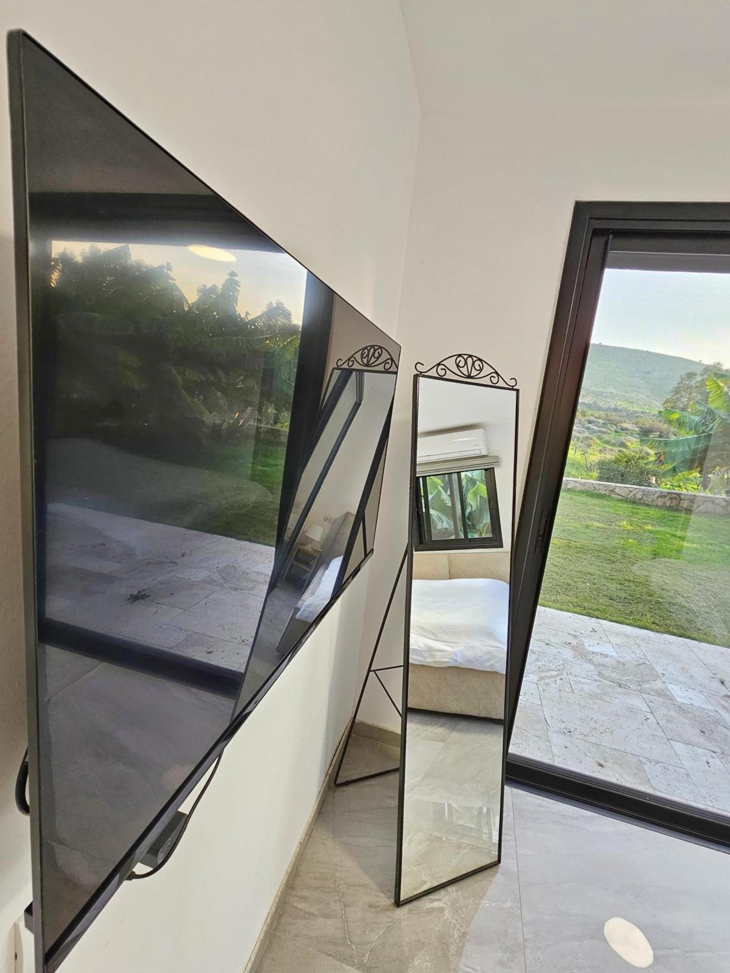 Villa זריחה למרגלות הגלבוע Nurit Exterior foto