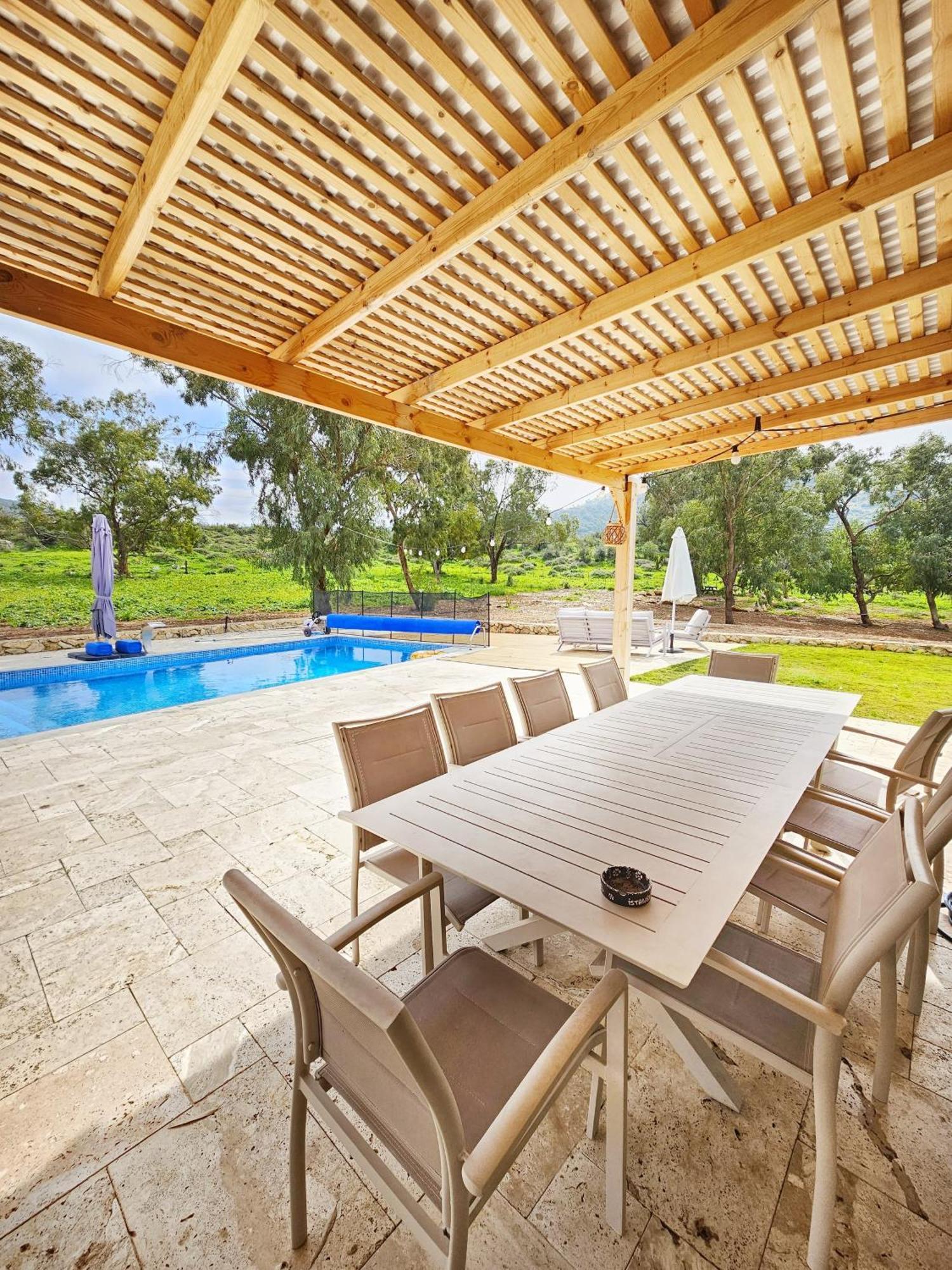 Villa זריחה למרגלות הגלבוע Nurit Exterior foto